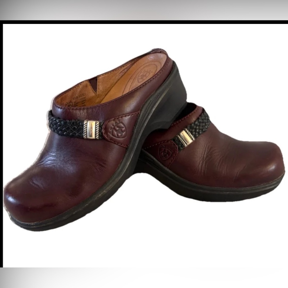 Ariat Womens Western Catalina Clogs Size
Burgundy Leather 6B